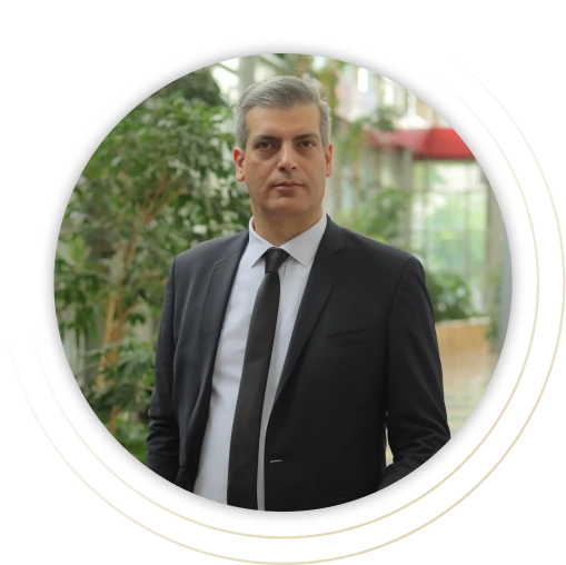 دکتر مهدی کرمی پزشک زیبایی بینی