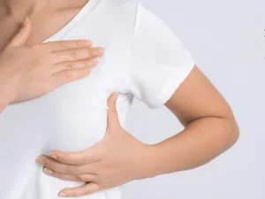 عمل جراحی لیفت سینه